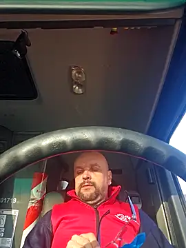 Cristo1982 online show from 04-15-26, 04:52