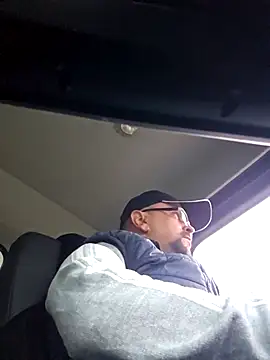 Cristo1982 online show from 04-20-26, 04:15