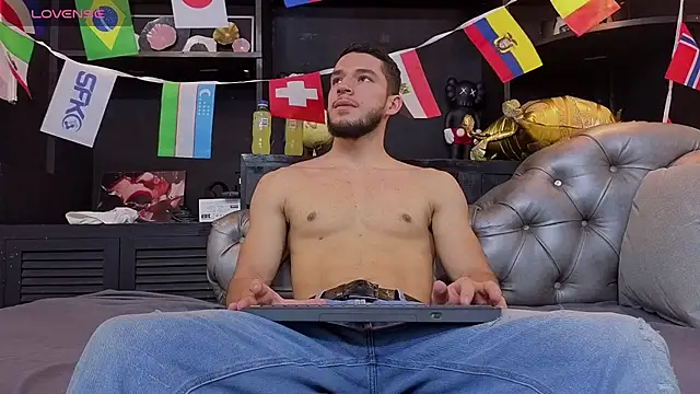 axel tone online show from 07-14-26, 08:25