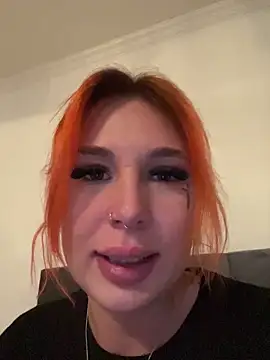 Snapshot of devilinhereyes chatting on 04-02-26, 06:27 devilinhereyes online show from 04-02-26, 06:27