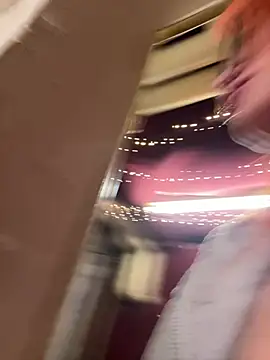 Snapshot of devilinhereyes chatting on 04-10-26, 09:08 devilinhereyes online show from 04-10-26, 09:08