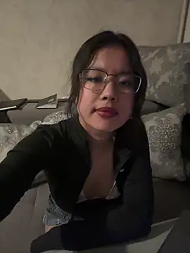 Snapshot of Z_Milll chatting on 03-30-26, 02:18 Z Milll online show from 03-30-26, 02:18