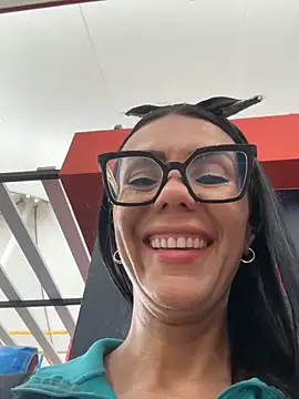 Snapshot of SofiParma chatting on 04-24-26, 08:00 SofiParma online show from 04-24-26, 08:00