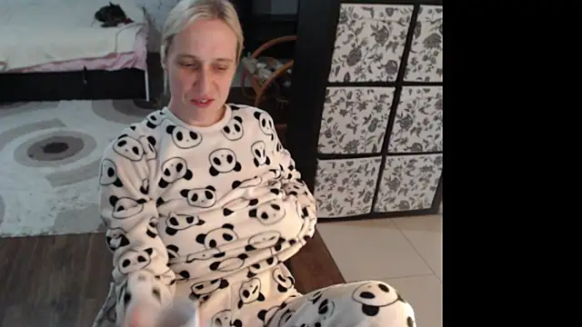 Sweet hot shrmp online show from 05-24-26, 03:22