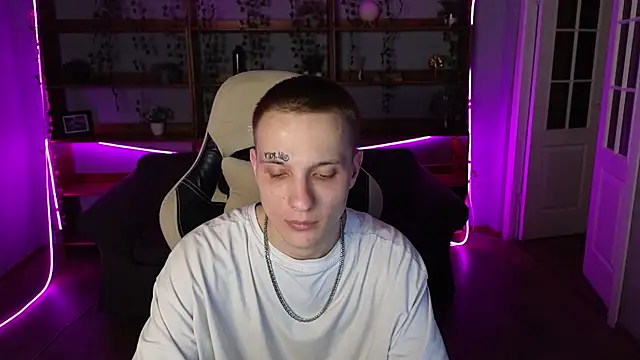 Dreamkai online show from 04-07-26, 02:39