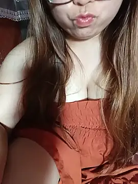 Snapshot of jas-cutle chatting on 05-15-26, 01:07 jas-cutle online show from 05-15-26, 01:07