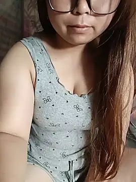 Snapshot of jas-cutle chatting on 05-25-26, 11:00 jas-cutle online show from 05-25-26, 11:00