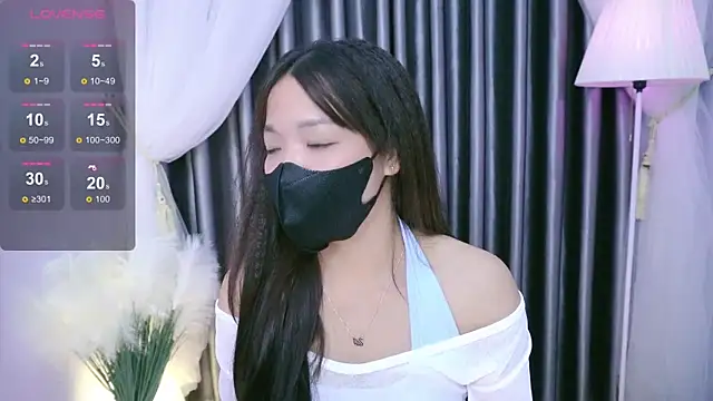 Lu Ly22 online show from 05-25-26, 12:27