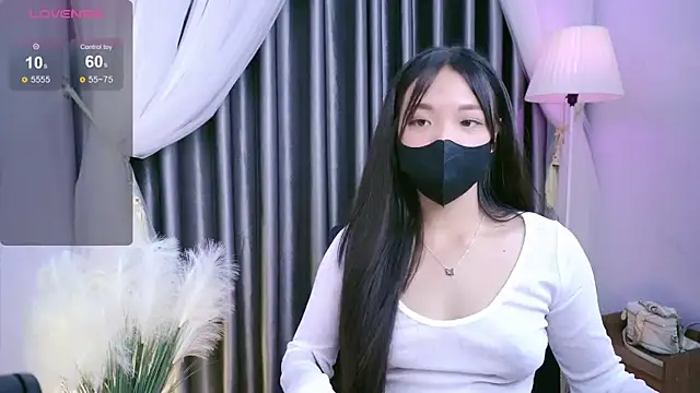 Lu Ly22 online show from 06-04-26, 04:07