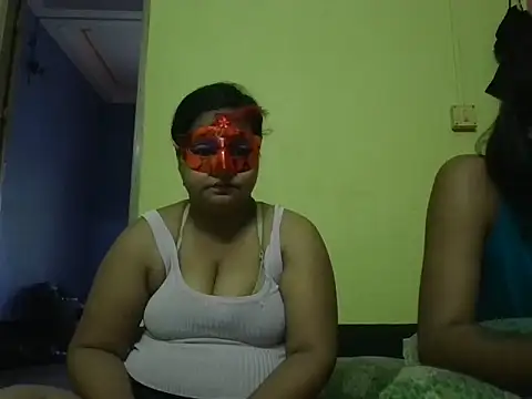 Snapshot of Naina1994 chatting on 05-28-26, 06:21 Naina1994 online show from 05-28-26, 06:21