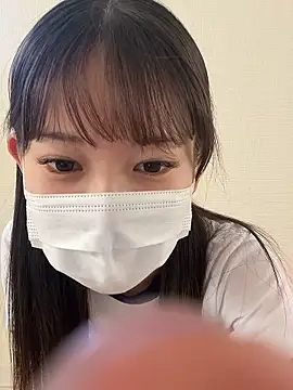yuki2210 online show from 04-07-26, 08:15