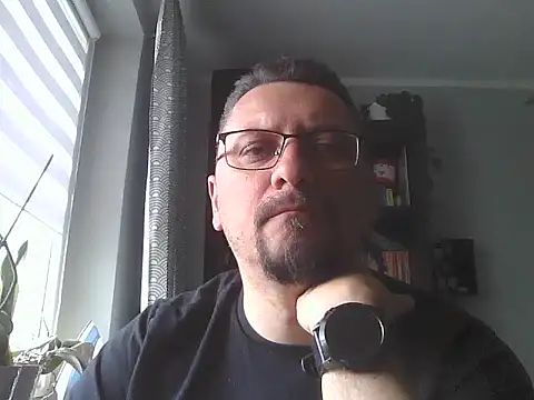 19cmSlave online show from 05-12-26, 09:39