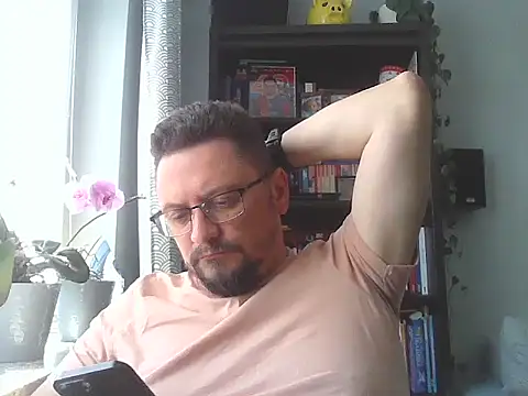 19cmSlave online show from 06-02-26, 07:10