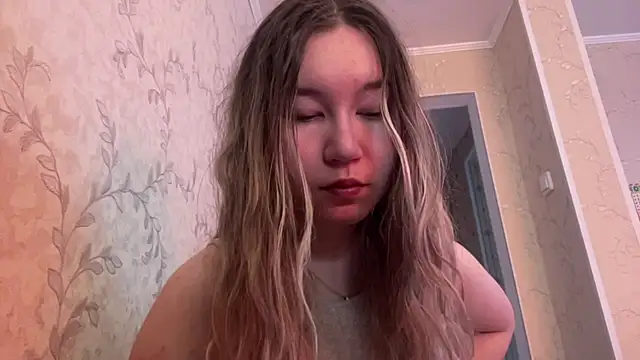 IreneOrbison online show from 04-08-26, 12:38