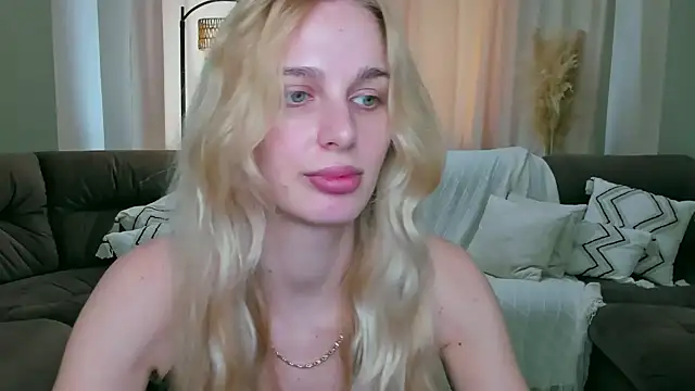 blonde  flirt online show from 04-08-26, 06:02