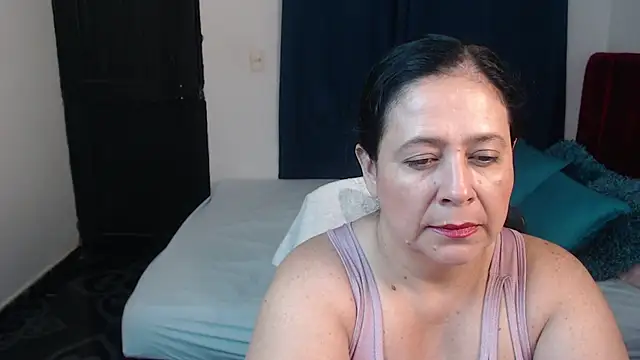 carlareyesk977 online show from 07-28-26, 10:09