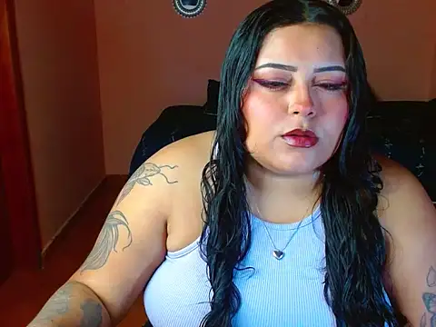 LunaAddittion online show from 05-04-26, 03:08