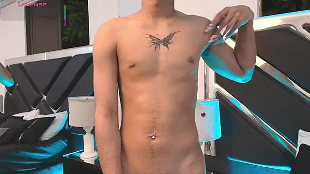 MiikeOthon online show from 04-06-26, 04:46