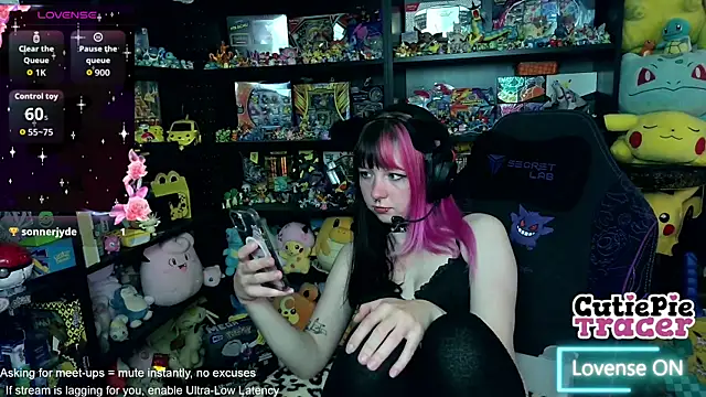 CutieTracer online show from 05-26-26, 12:12