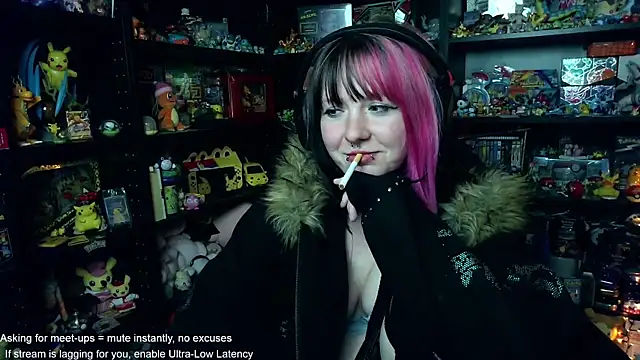CutieTracer online show from 06-11-26, 12:32