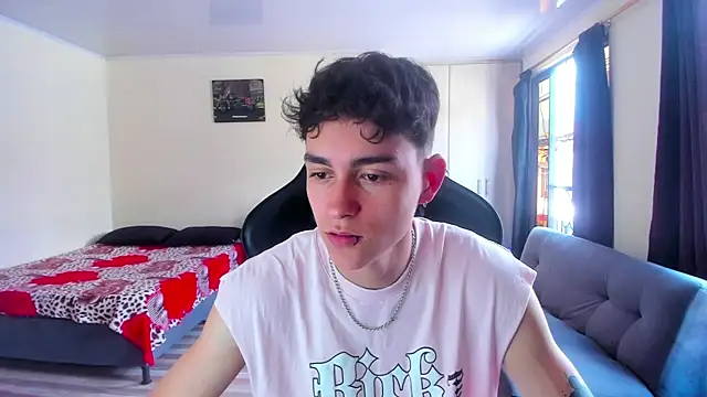 Snapshot of Luke_Chill chatting on 04-01-26, 06:38 Luke Chill online show from 04-01-26, 06:38