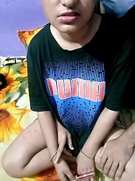 Snapshot of Jerin_Couple61 chatting on 05-01-26, 06:12 Jerin Couple61 online show from 05-01-26, 06:12