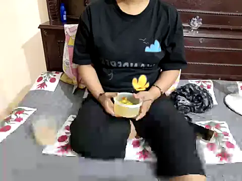 Red Wine3344 online show from 03-31-26, 07:31