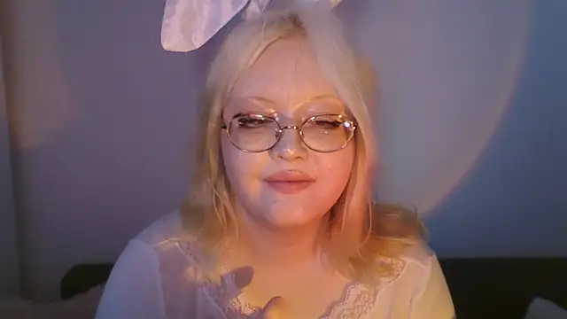 Elayne Sweet online show from 04-05-26, 08:11