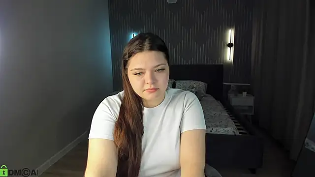 Snapshot of Evelyne_Loo chatting on 04-07-26, 01:39 Evelyne Loo online show from 04-07-26, 01:39