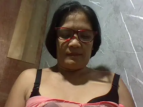 PinayZaira online show from 05-22-26, 05:29