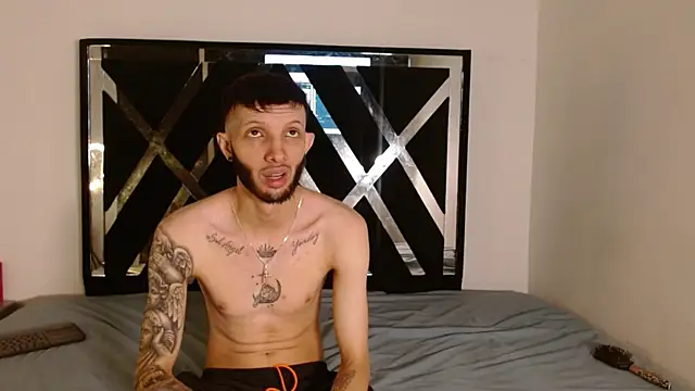 Mia taylor19 online show from 06-17-26, 01:19