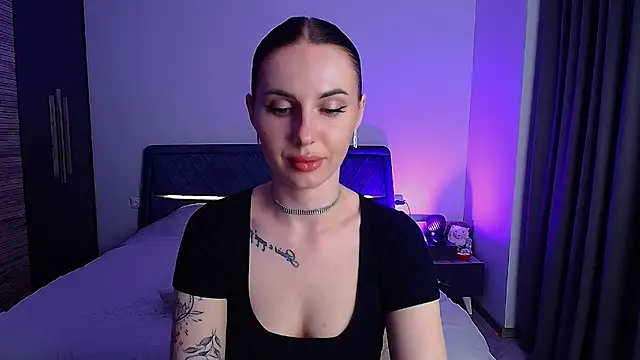 Sour Berry  online show from 04-28-26, 05:07