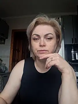 SylvieGold453 online show from 05-01-26, 02:21