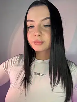 L0LA XO online show from 04-18-26, 02:10