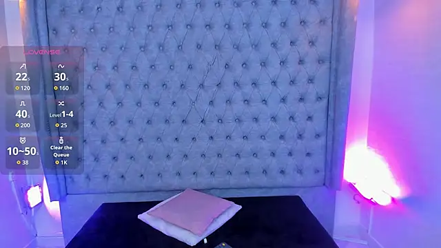 Gyal Smith online show from 05-22-26, 03:35