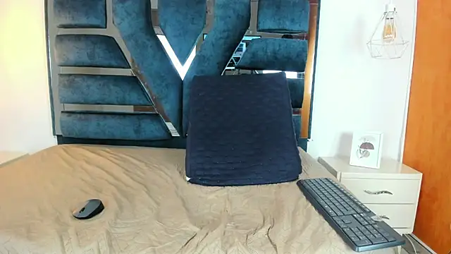 Alantaylorr  online show from 05-29-26, 03:54
