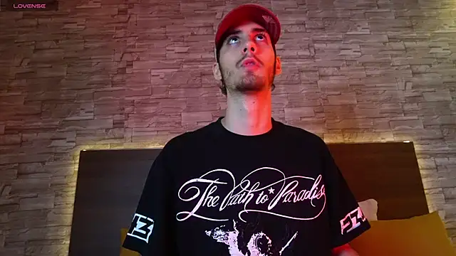 Enzo Crown online show from 04-17-26, 11:30