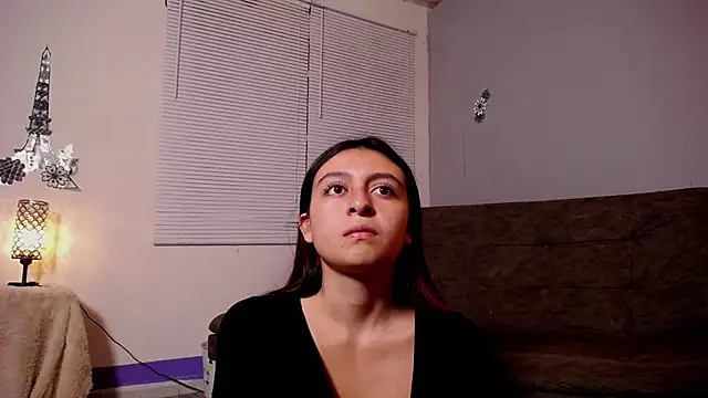 Snapshot of Lala_fluffy chatting on 05-12-26, 07:55 Lala fluffy online show from 05-12-26, 07:55