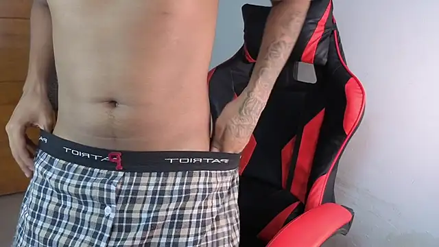 darknigthx online show from 04-12-26, 02:27