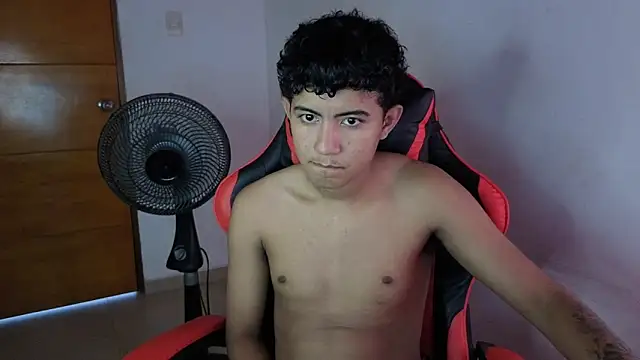 darknigthx online show from 04-19-26, 04:50