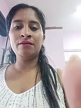 SofiaMendez1  online show from 05-26-26, 02:35