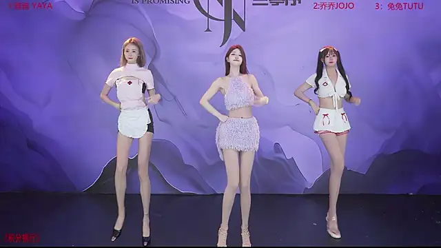 Snapshot of YSL-007 chatting on 04-06-26, 01:34 YSL-007 online show from 04-06-26, 01:34