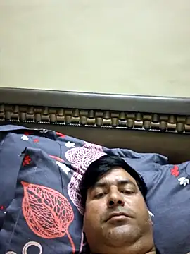 Snapshot of Anurag-Sindhu chatting on 04-11-26, 07:18 Anurag-Sindhu online show from 04-11-26, 07:18