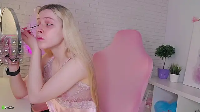 AmmyShaw online show from 04-07-26, 04:13