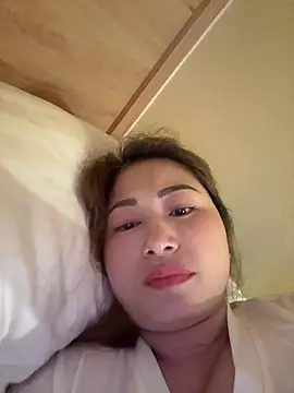 Snapshot of Ava_xxx chatting on 06-18-26, 03:16 Ava xxx online show from 06-18-26, 03:16