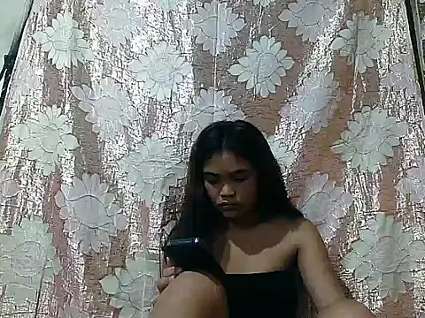 Snapshot of AsianPinay18 chatting on 04-04-26, 09:23 AsianPinay18 online show from 04-04-26, 09:23