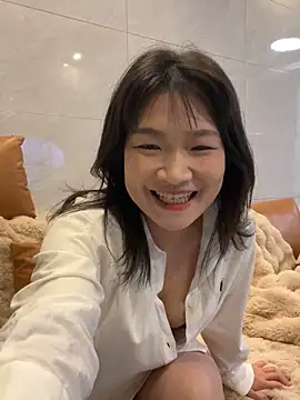 Alice168168 online show from 04-03-26, 02:37