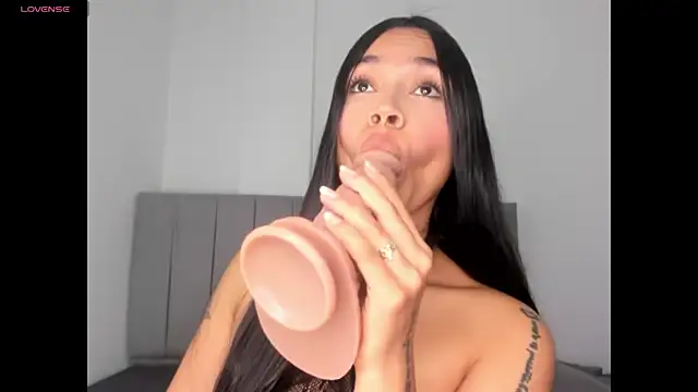jazlycute   online show from 06-16-26, 05:43