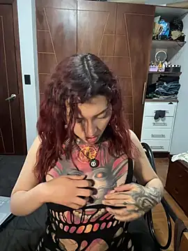 Selena Rouge1 online show from 07-29-26, 03:04