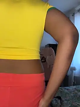 EliLaSoumise online show from 04-10-26, 05:17